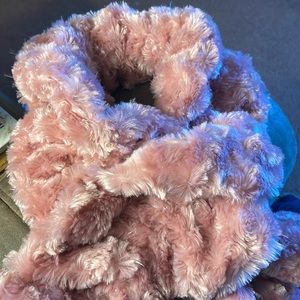 Furry luxuriously soft fun scarf
